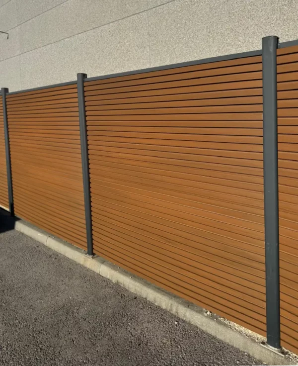 Recinzione Giardino WPC Pannelli Chiusura Totale Privacy EVO